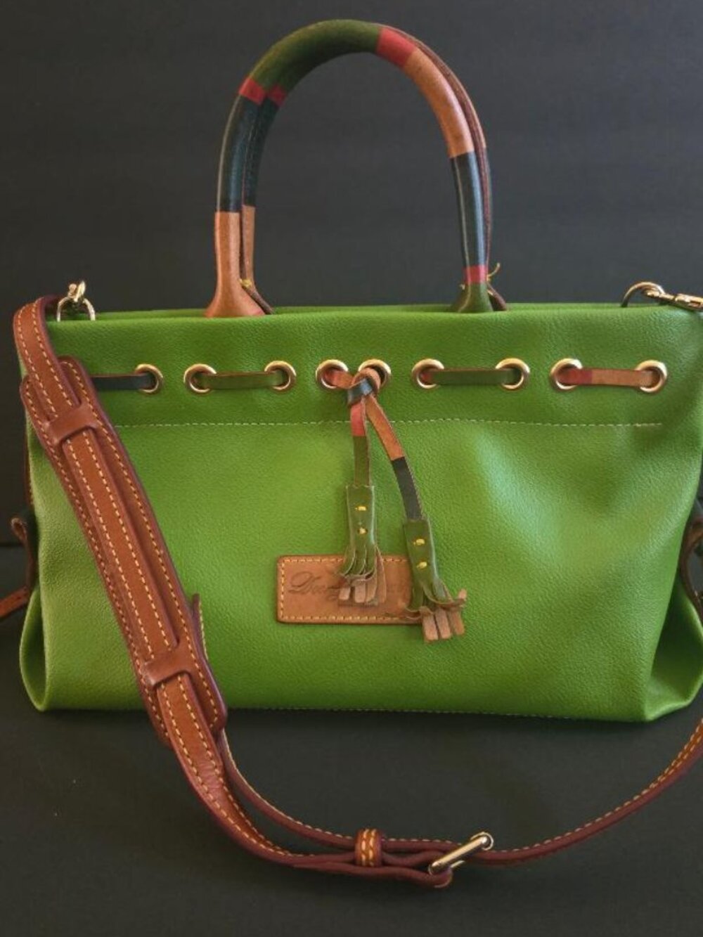 DOONEY & BOURKE  VINTAGE WAKEFILED TASSEL TOTE WITH STRAP